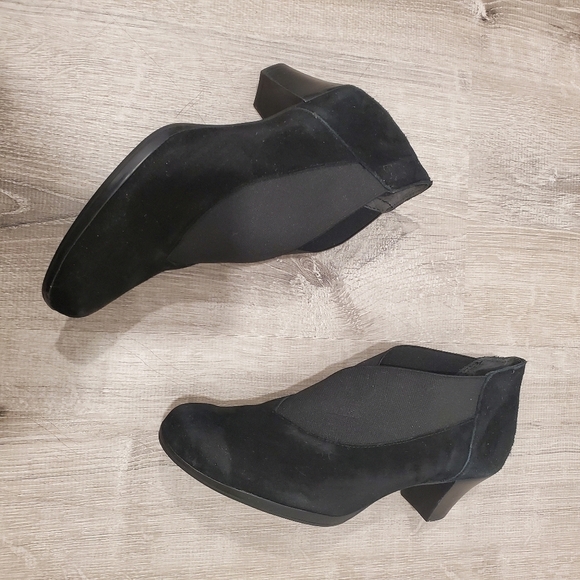 NEW Munro Francee Fashion Booties Black Suede - Picture 2 of 7